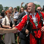 2006-06-18-Belgrade-SkyDiveWedding