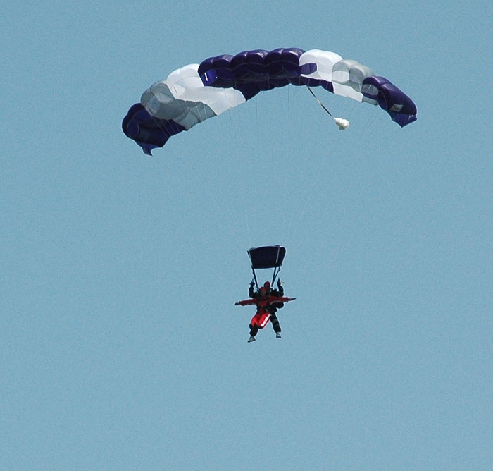 2006-06-18-Belgrade-SkyDiveWedding