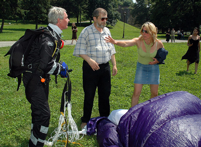2006-06-18-Belgrade-SkyDiveWedding