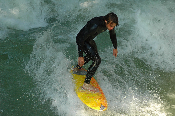 Deutschland2005/SurfingInEnglisherGarden