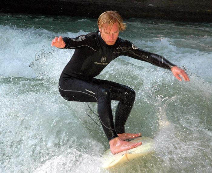 Deutschland2005/SurfingInEnglisherGarden