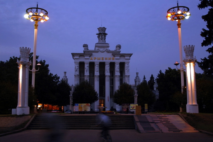 MoscowByNight