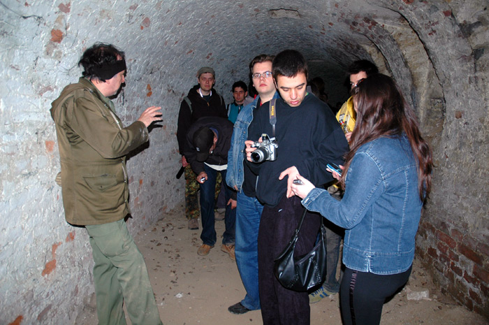 NoviSad-16-17-april-2006-mensa-godisnjica