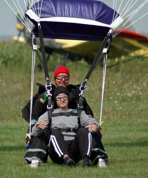 SkyDiving_03Sep2006