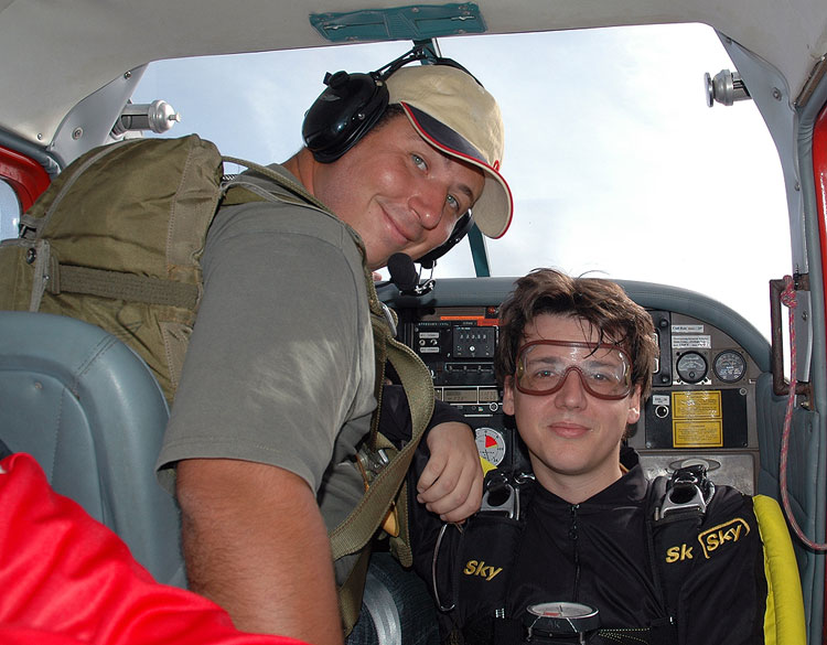 SkyDiving_03Sep2006