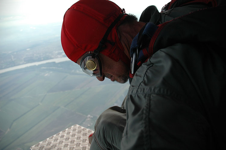 SkyDiving_03Sep2006