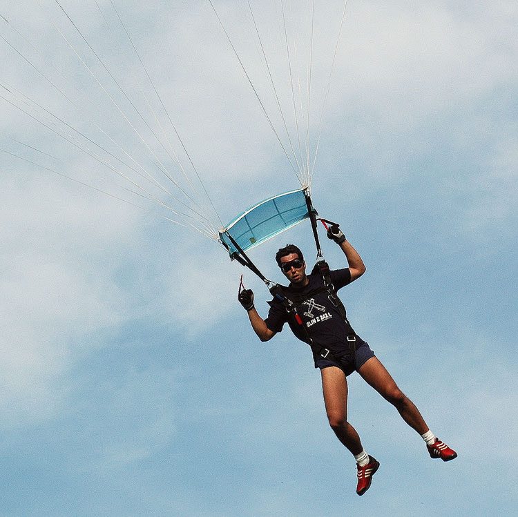 SkyDiving_03Sep2006