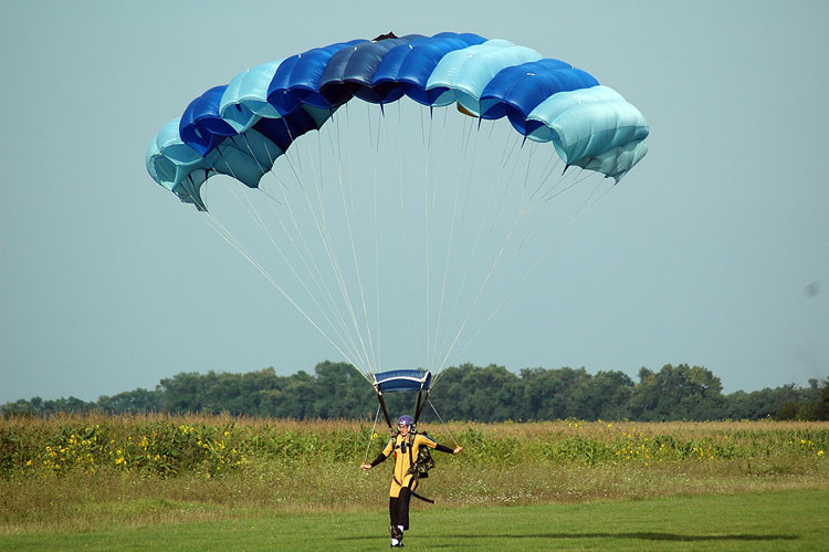 SkyDiving_03Sep2006