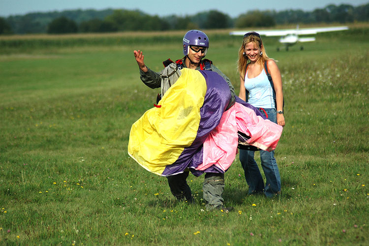 SkyDiving_03Sep2006