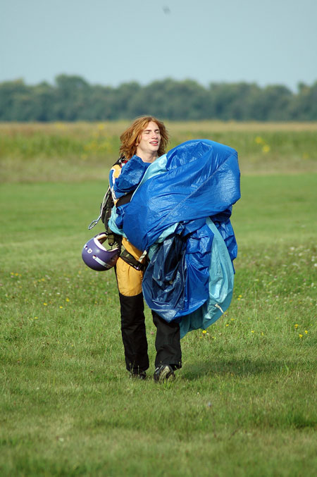 SkyDiving_03Sep2006
