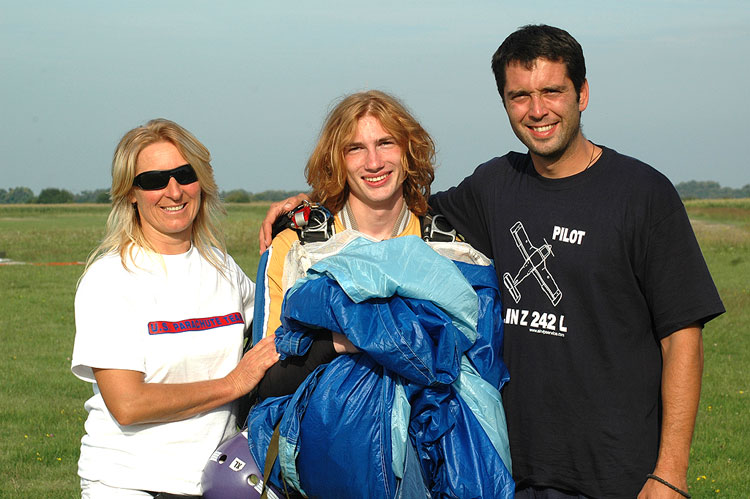 SkyDiving_03Sep2006