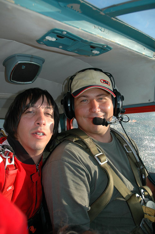SkyDiving_03Sep2006