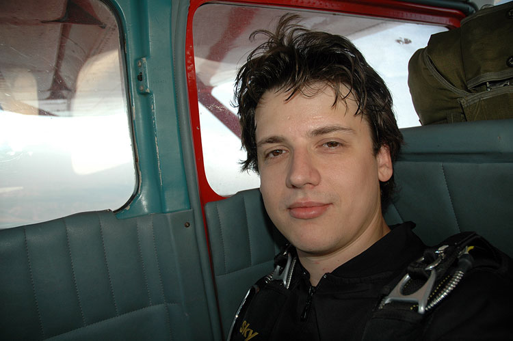 SkyDiving_03Sep2006
