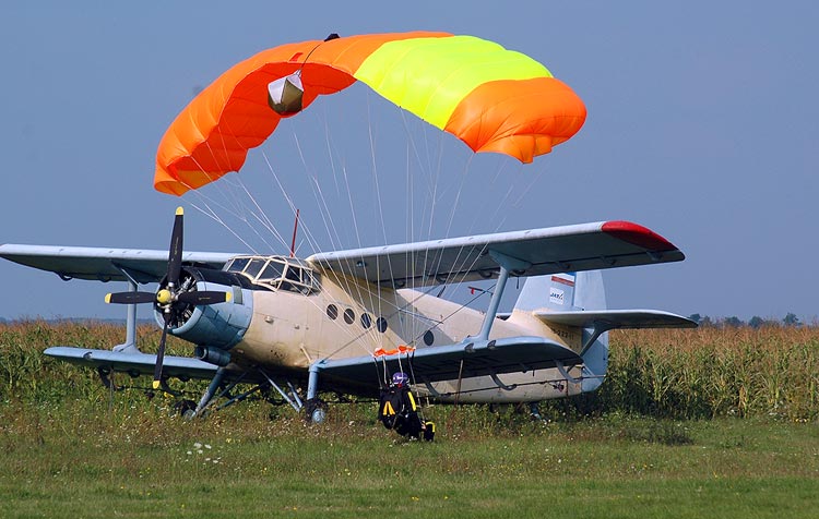SkyDiving_10Sep2006