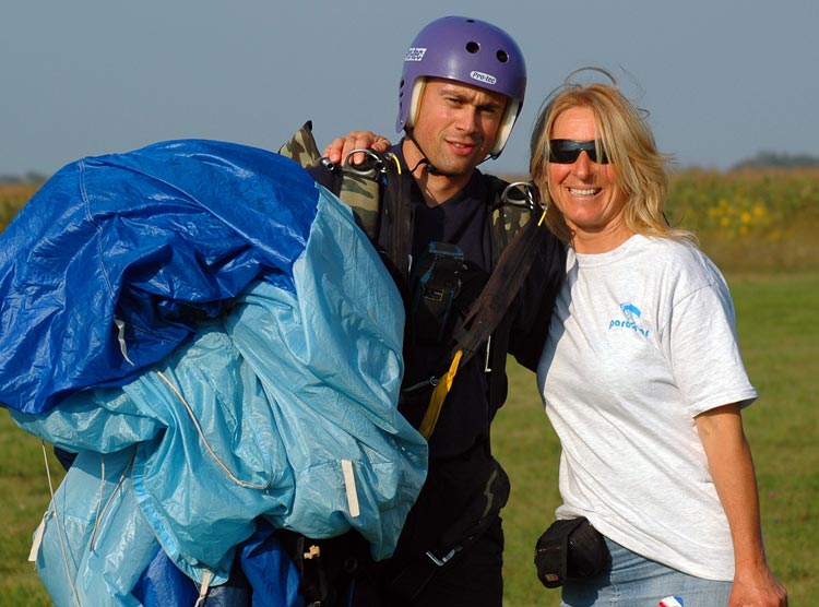 SkyDiving_10Sep2006