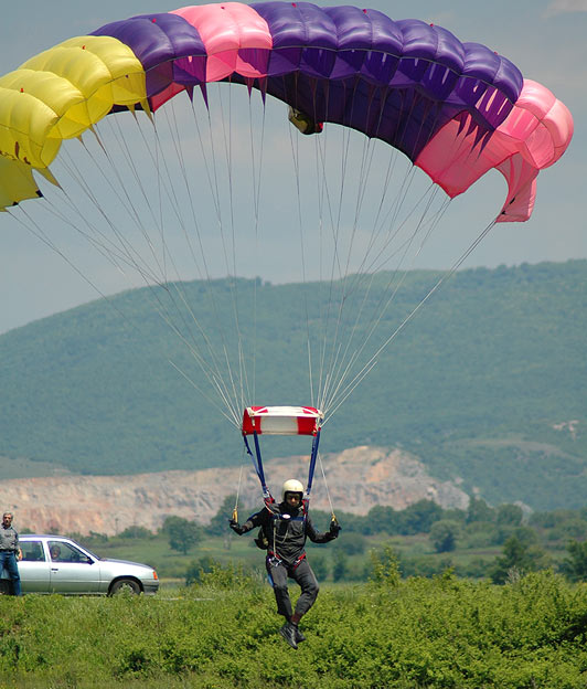 SkyDiving_13-14-Maj2006