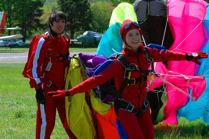 SkyDiving_13-14-Maj2006