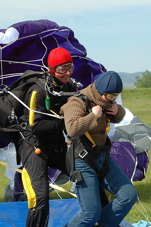 SkyDiving_13-14-Maj2006