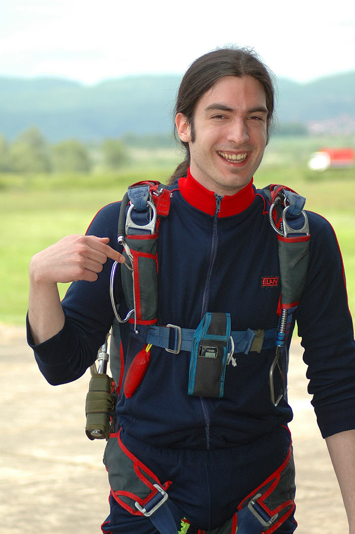 SkyDiving_13-14-Maj2006