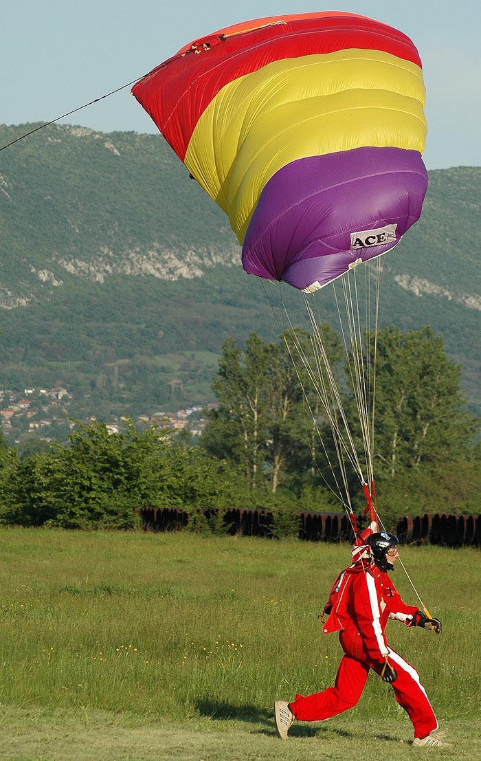 SkyDiving_13-14-Maj2006