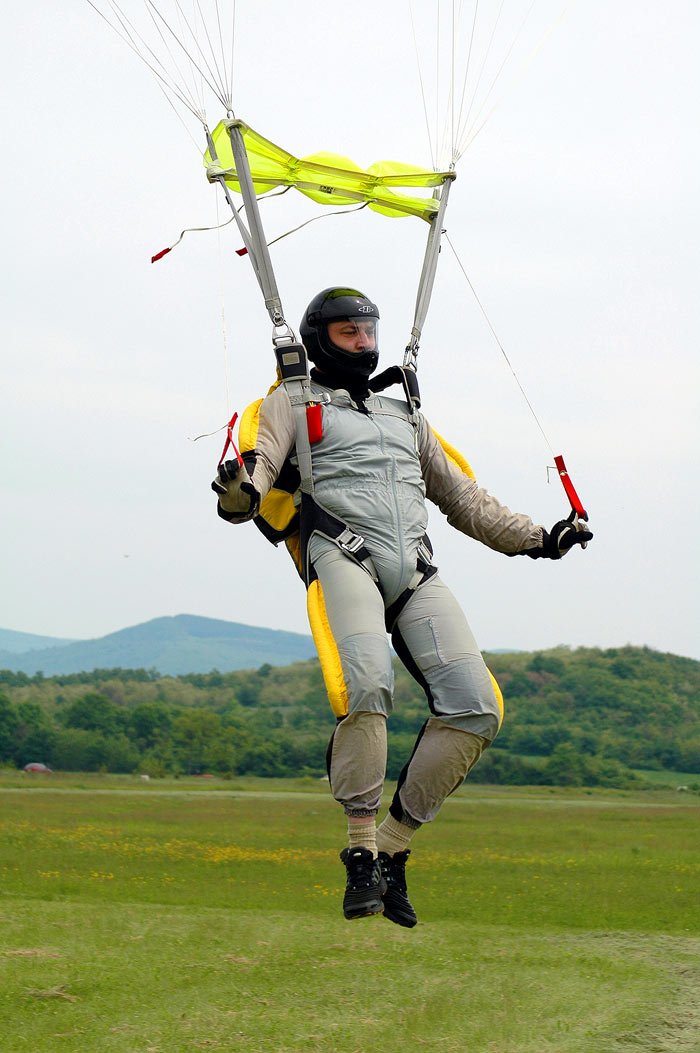 SkyDiving_13-14-Maj2006