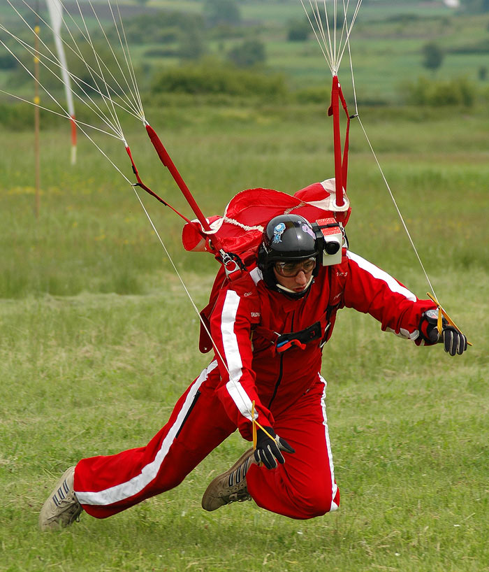 SkyDiving_13-14-Maj2006