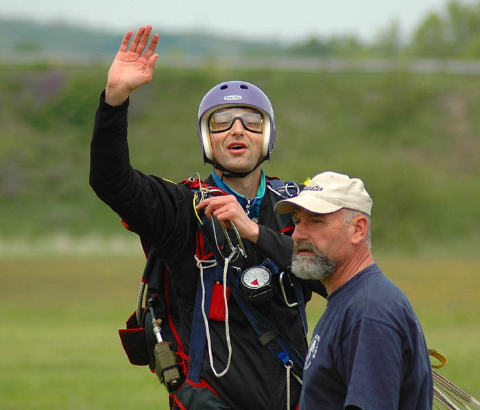 SkyDiving_13-14-Maj2006