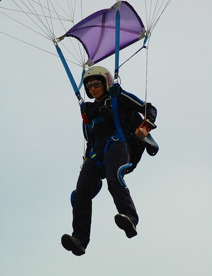 SkyDiving_13-14-Maj2006
