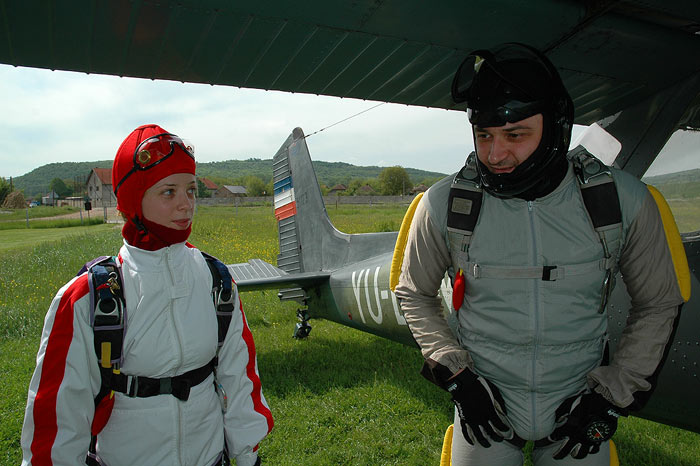 SkyDiving_13-14-Maj2006