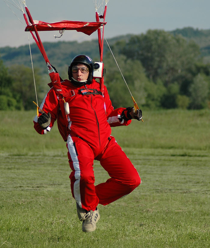 SkyDiving_13-14-Maj2006