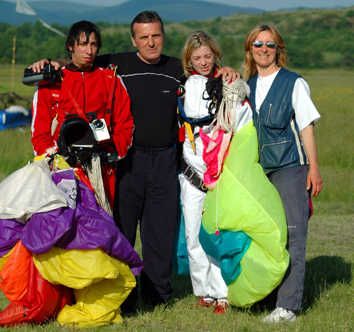 SkyDiving_13-14-Maj2006