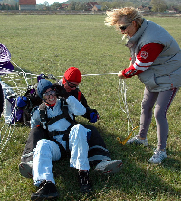 SkyDiving_13-15-Oct2006-Paracin