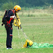 SkyDiving_13August2005