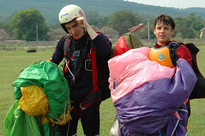 SkyDiving_13August2005