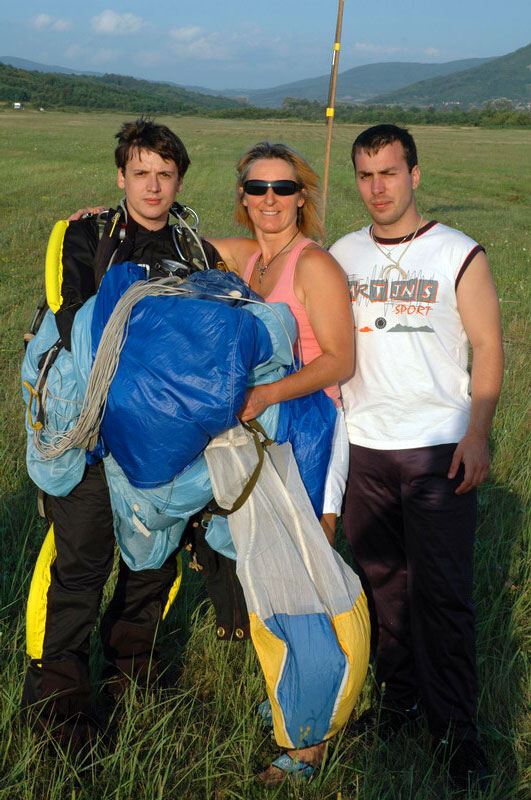 SkyDiving_15-16-July2006