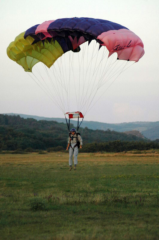 SkyDiving_15-16-July2006