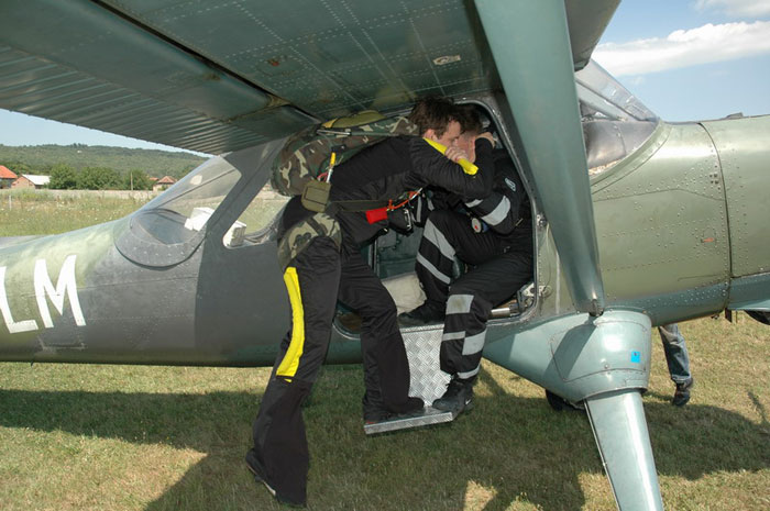 SkyDiving_15-16-July2006