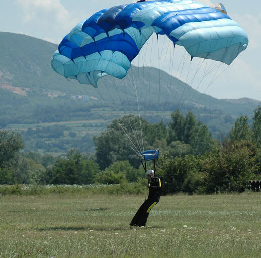 SkyDiving_15-16-July2006