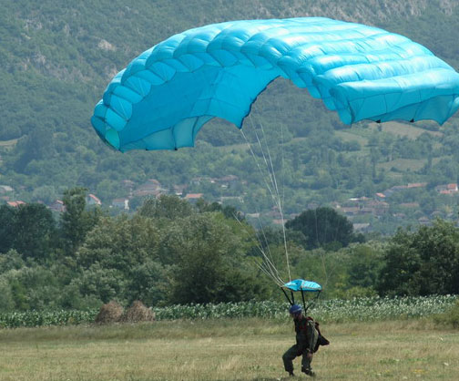 SkyDiving_15-16-July2006