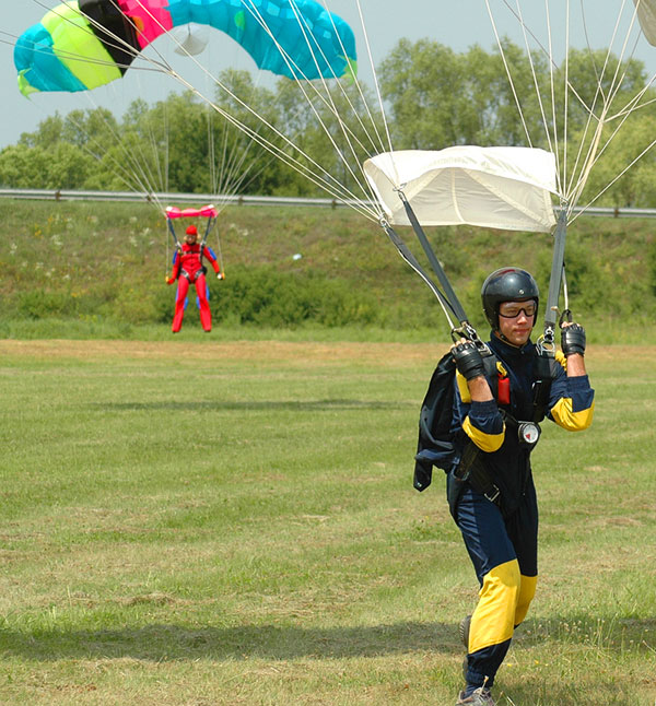 SkyDiving_15Jun2006