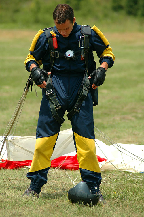 SkyDiving_15Jun2006