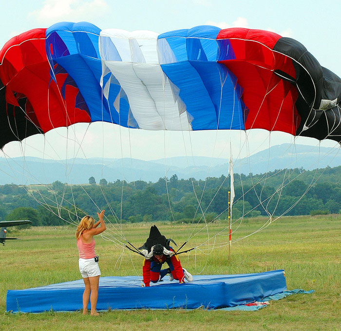 SkyDiving_15Jun2006