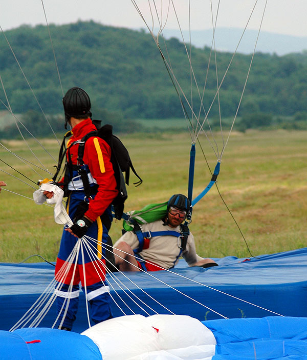 SkyDiving_15Jun2006