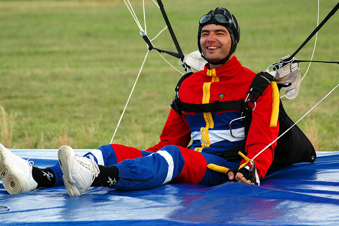 SkyDiving_15Jun2006