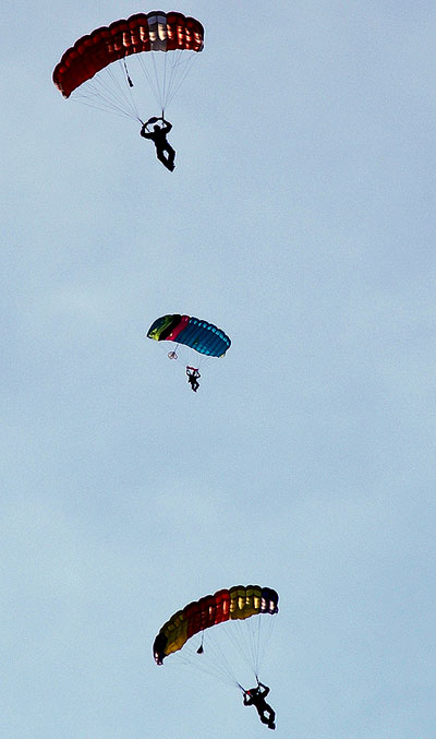 SkyDiving_15Jun2006
