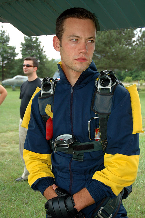 SkyDiving_15Jun2006