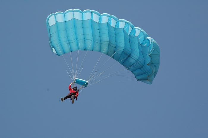SkyDiving_1April2007