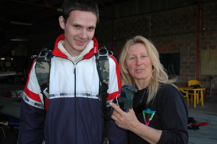 SkyDiving_1April2007