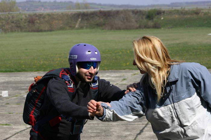SkyDiving_1April2007