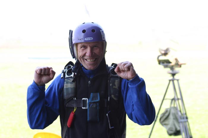 SkyDiving_1April2007